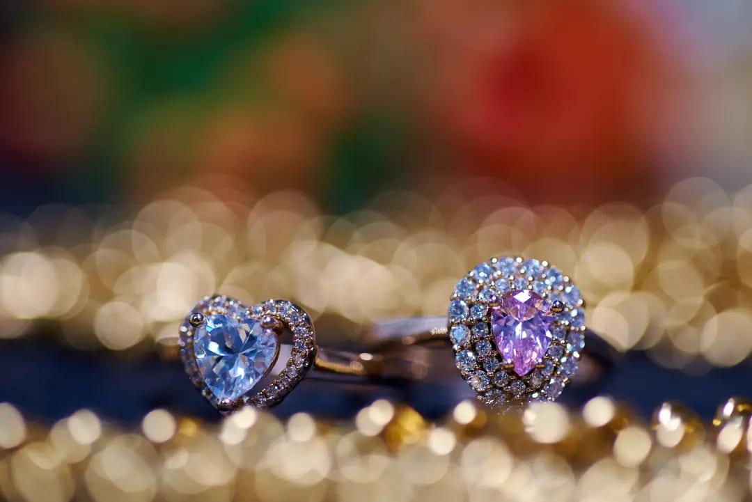 Morganite vs Moissanite: The Best Diamond Alternatives Compared