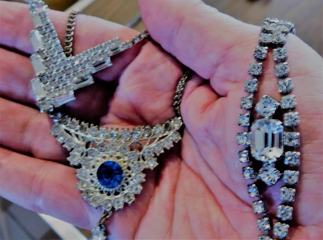 Do Rappers Wear Moissanite? Unveiling the Real Trend in Hip-Hop Jewelry