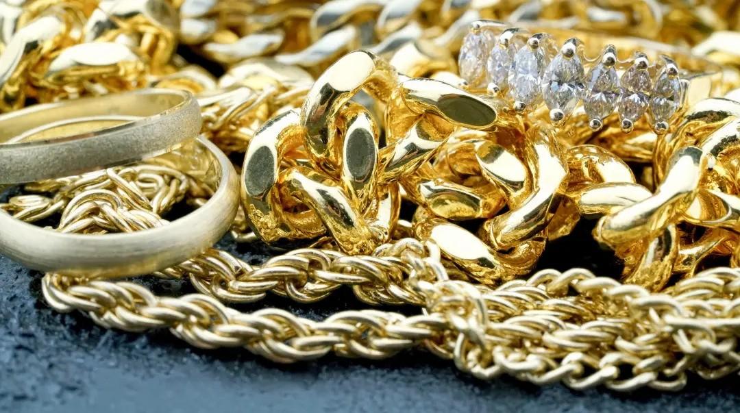 How Much Is a Cuban Link Chain? Unlocking the Price Tag
