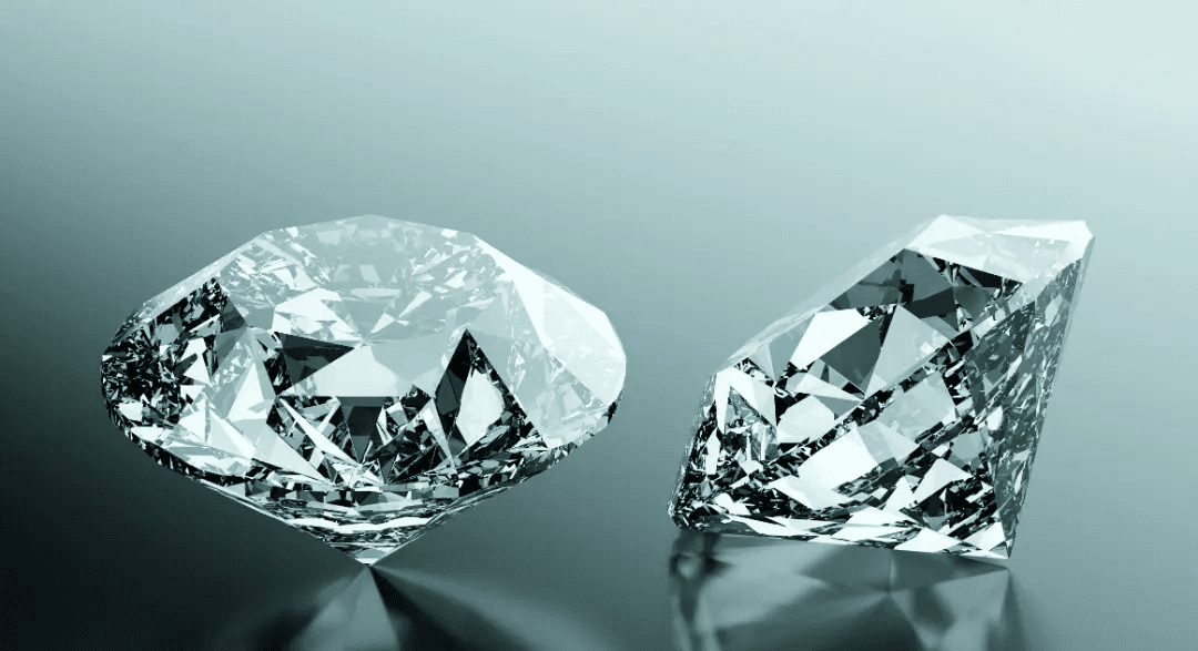 Moissanite or VS1 Diamond: Which Is the Best Choice?