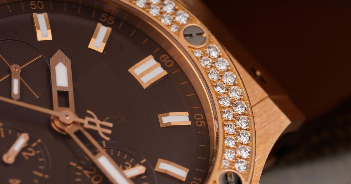 Why a Moissanite Watch is the Better Option for Luxury Jewelry Choices