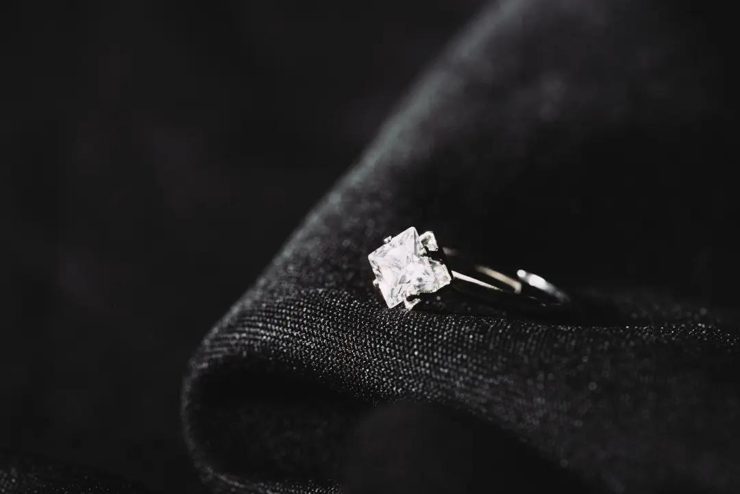 Ultimate Guide to Moissanite Chart Size: MM to Carat Conversion
