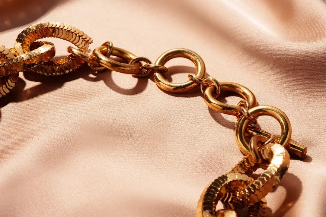 How to Make a Cuban Link Chain with Precision and Style