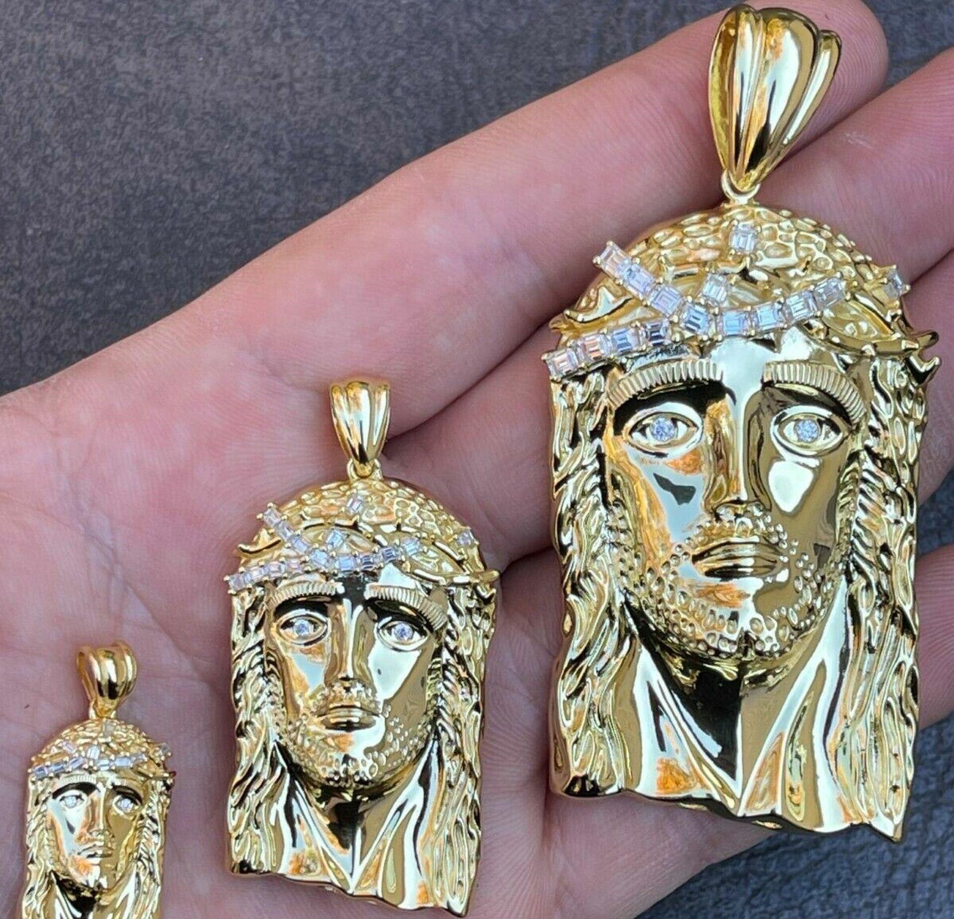 What is a Jesus Piece?