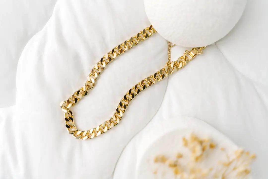 What Is a Cuban Link? A Complete Guide