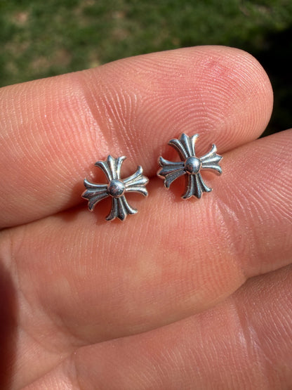 Hearts Of Chrome Cross Earrings - 925 Silver Oxidized - 8mm