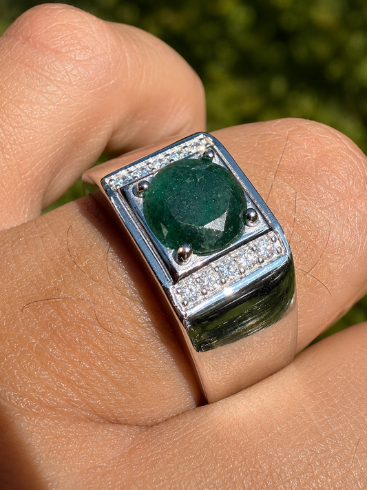 MOISSANITE Monarch Ring - 925 Silver - Genuine Green Emerald Stone