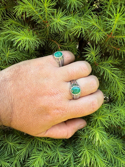 Royal Dynasty Ring - 925 Silver Oxidized - Genuine Green Emerald Stone