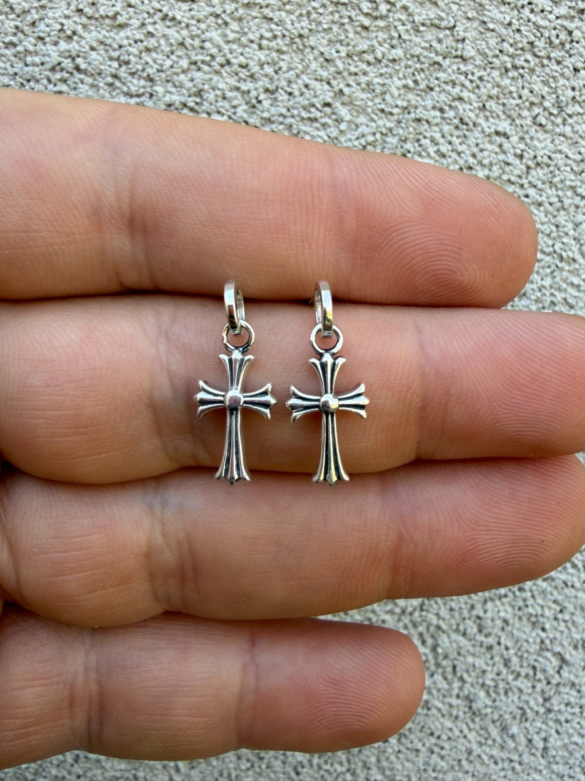 Hearts Of Chrome Studs W. Dangle Cross Earrings - 925 Silver Oxidized