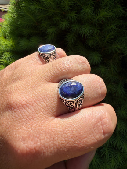 Columbian King Ring - 925 Silver Oxidized - Genuine Blue Sapphire Stone