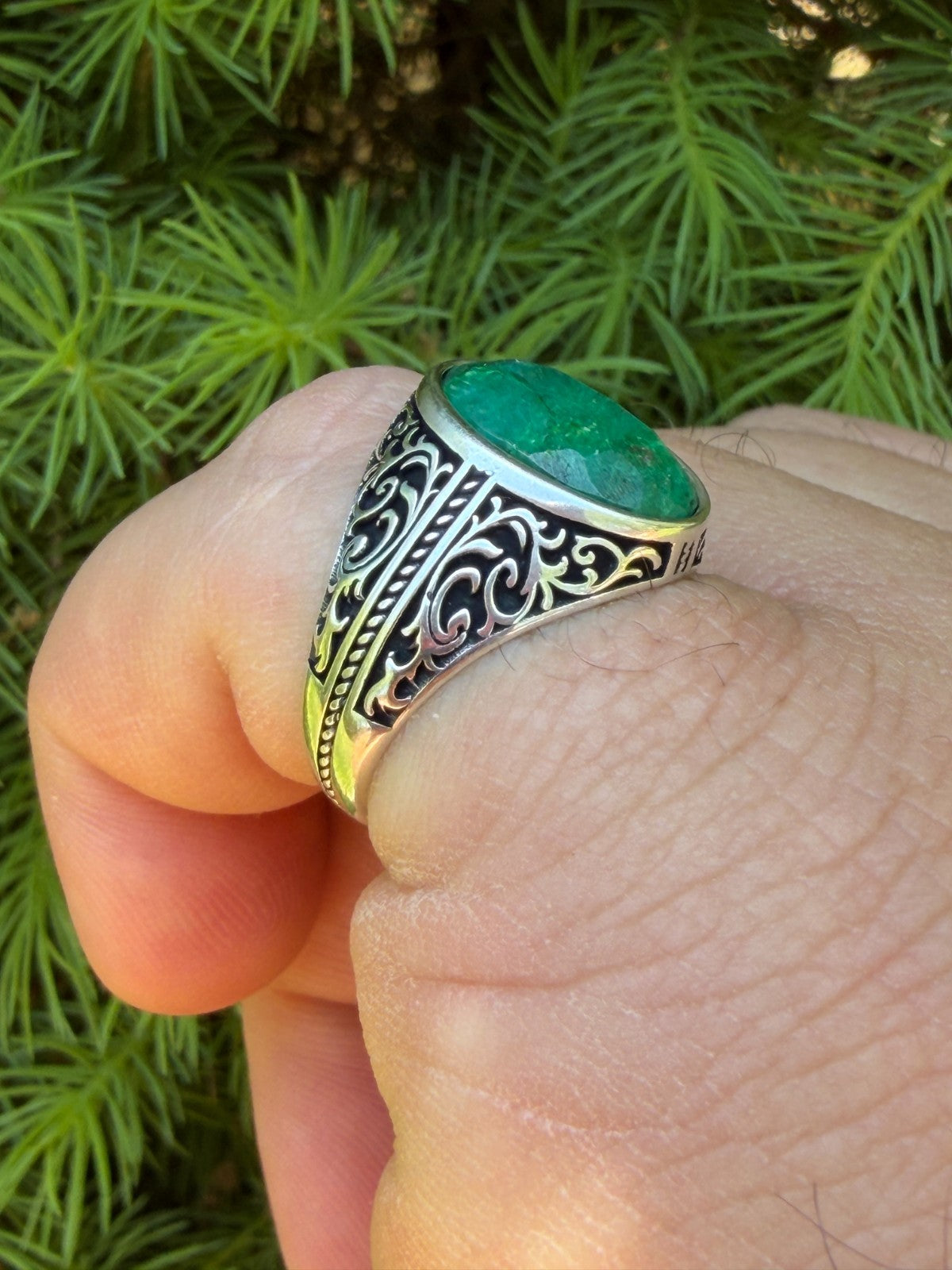 Columbian King Ring - 925 Silver Oxidized - Genuine Green Emerald Stone