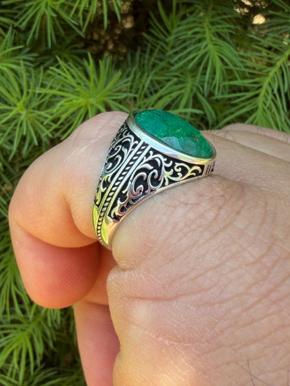 Columbian King Ring - 925 Silver Oxidized - Genuine Green Emerald Stone