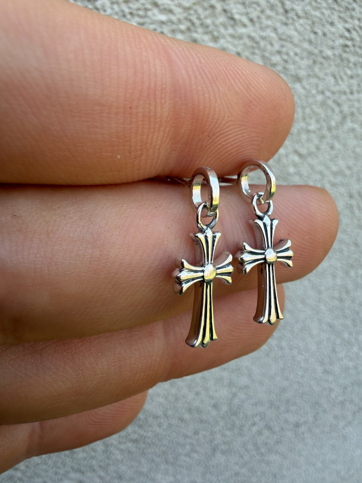 Hearts Of Chrome Studs W. Dangle Cross Earrings - 925 Silver Oxidized