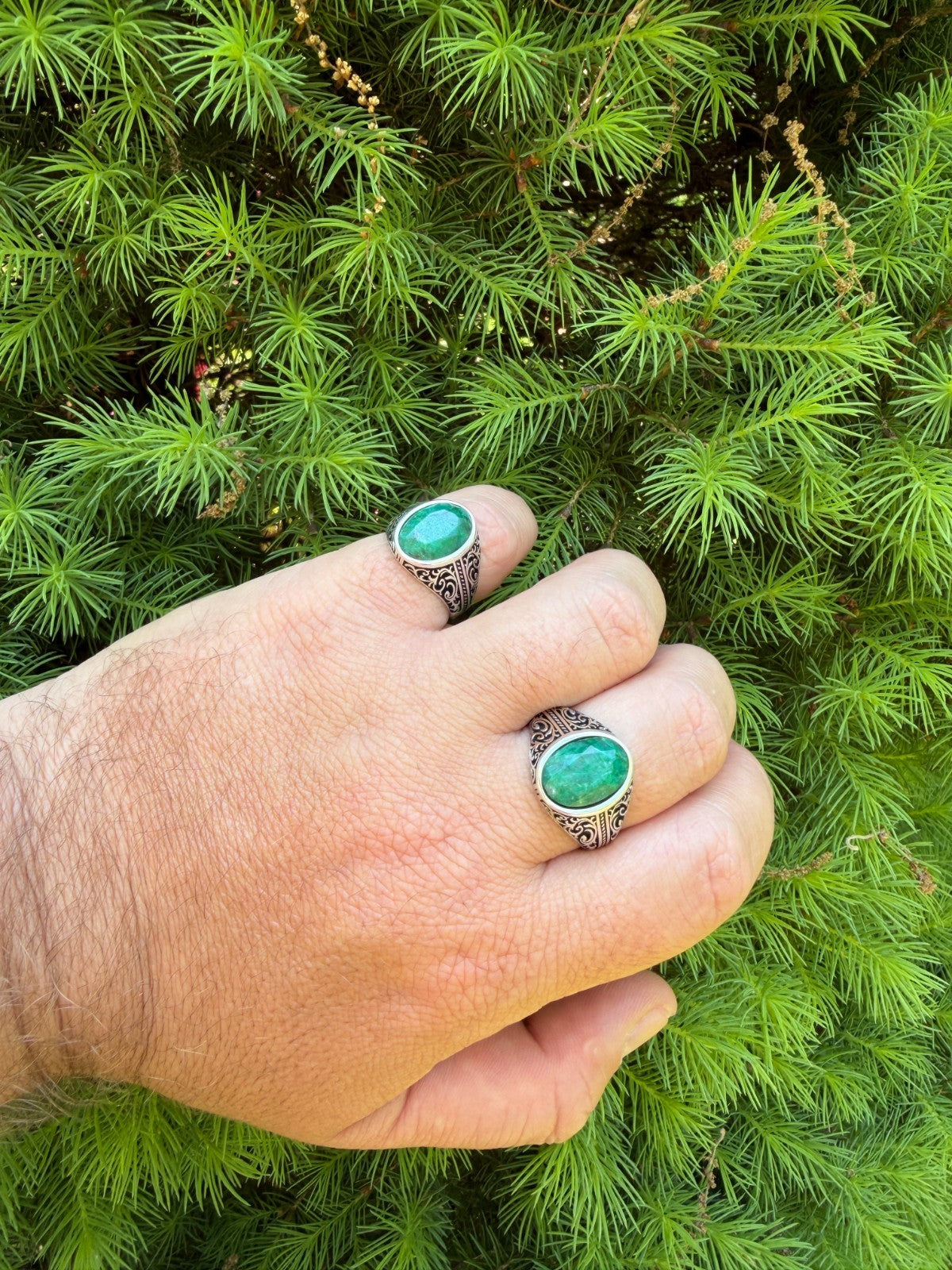 Columbian King Ring - 925 Silver Oxidized - Genuine Green Emerald Stone