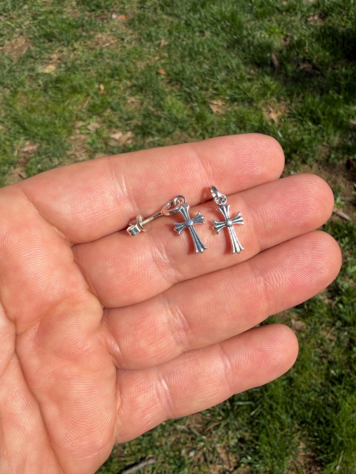 Hearts Of Chrome Studs W. Dangle Cross Earrings - 925 Silver Oxidized