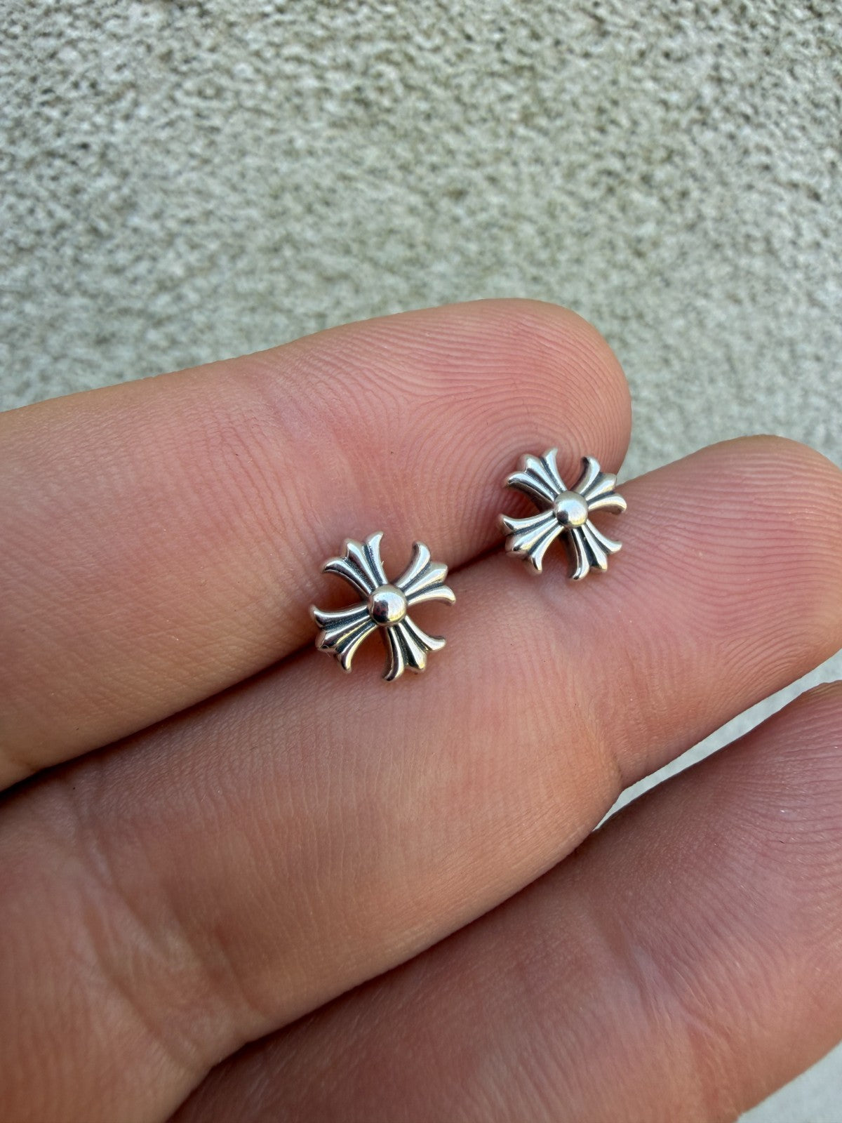 Hearts Of Chrome Cross Earrings - 925 Silver Oxidized - 8mm