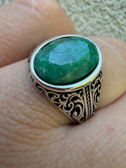 Columbian King Ring - 925 Silver Oxidized - Genuine Green Emerald Stone