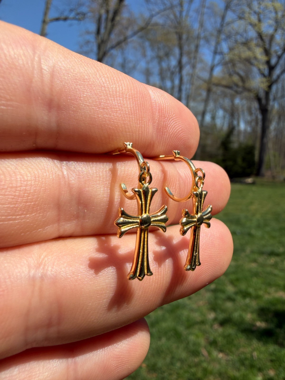 Hearts Of Chrome Huggie Hoops W. Dangle Cross Earrings - 14k Gold