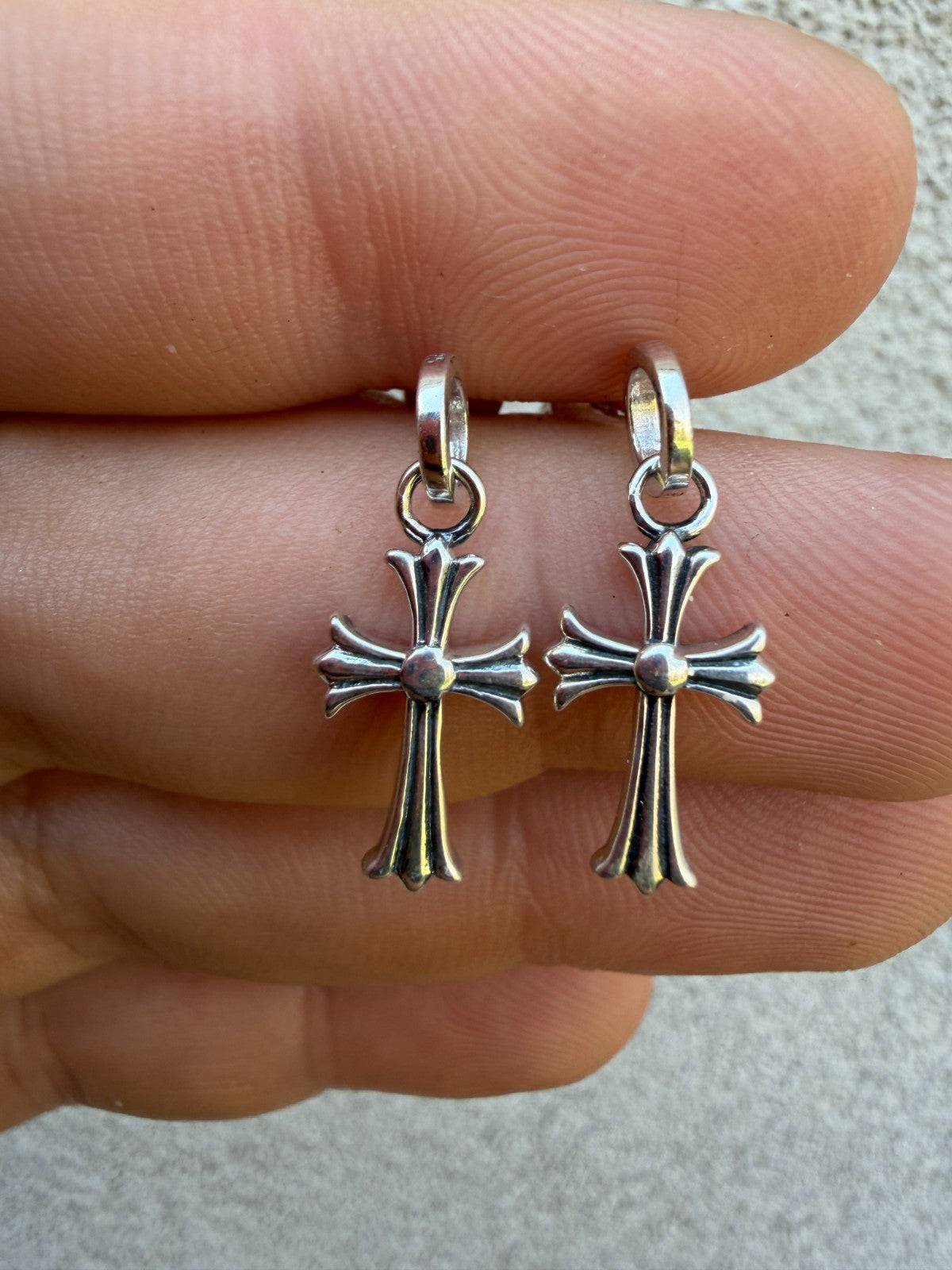 Hearts Of Chrome Studs W. Dangle Cross Earrings - 925 Silver Oxidized