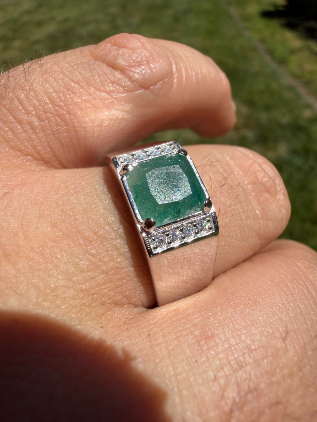 MOISSANITE Kingsmark Ring - 925 Silver - Genuine Green Emerald Stone