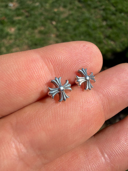 Hearts Of Chrome Cross Earrings - 925 Silver Oxidized - 8mm