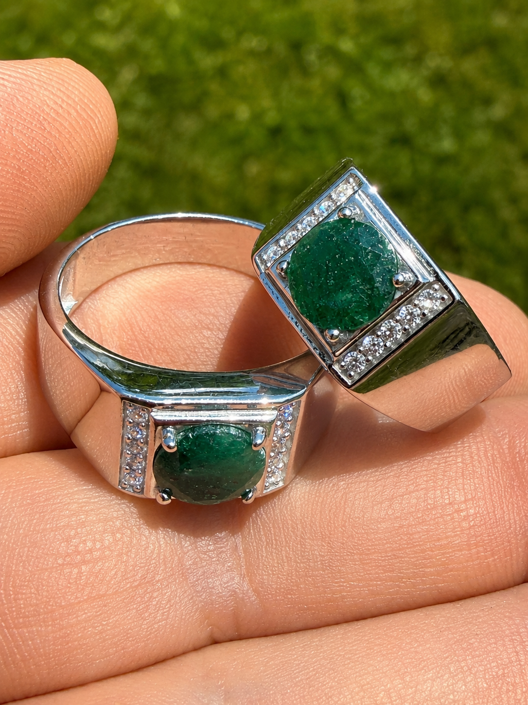 MOISSANITE Monarch Ring - 925 Silver - Genuine Green Emerald Stone