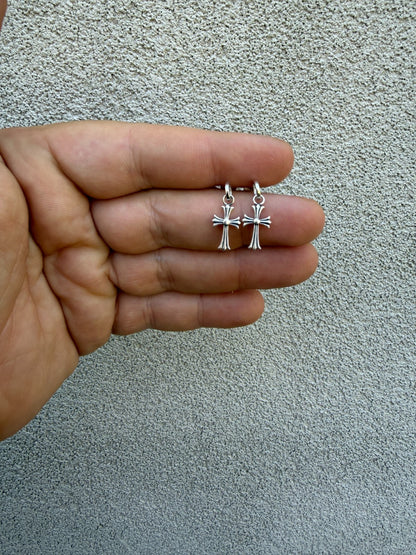Hearts Of Chrome Studs W. Dangle Cross Earrings - 925 Silver Oxidized