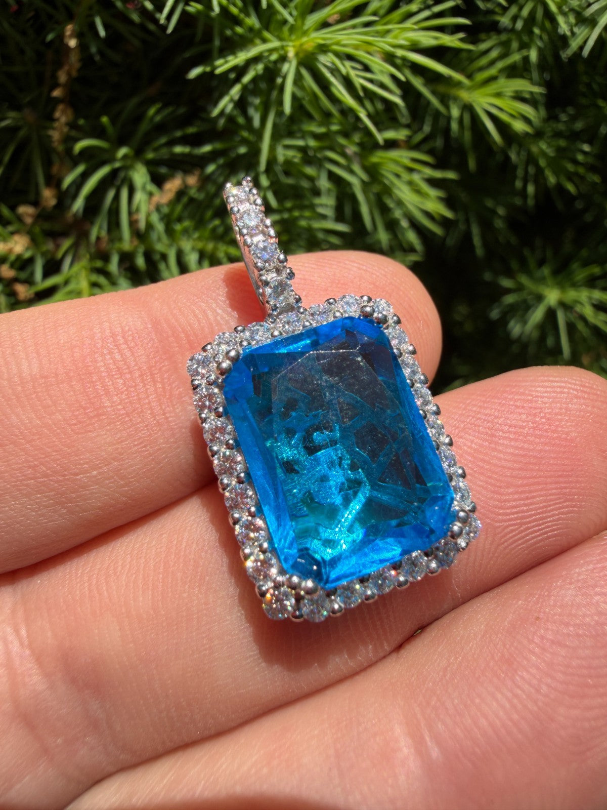 MOISSANITE Royalty Ocean Freeze Pendant - 925 Silver - Lab Aquamarine Stone