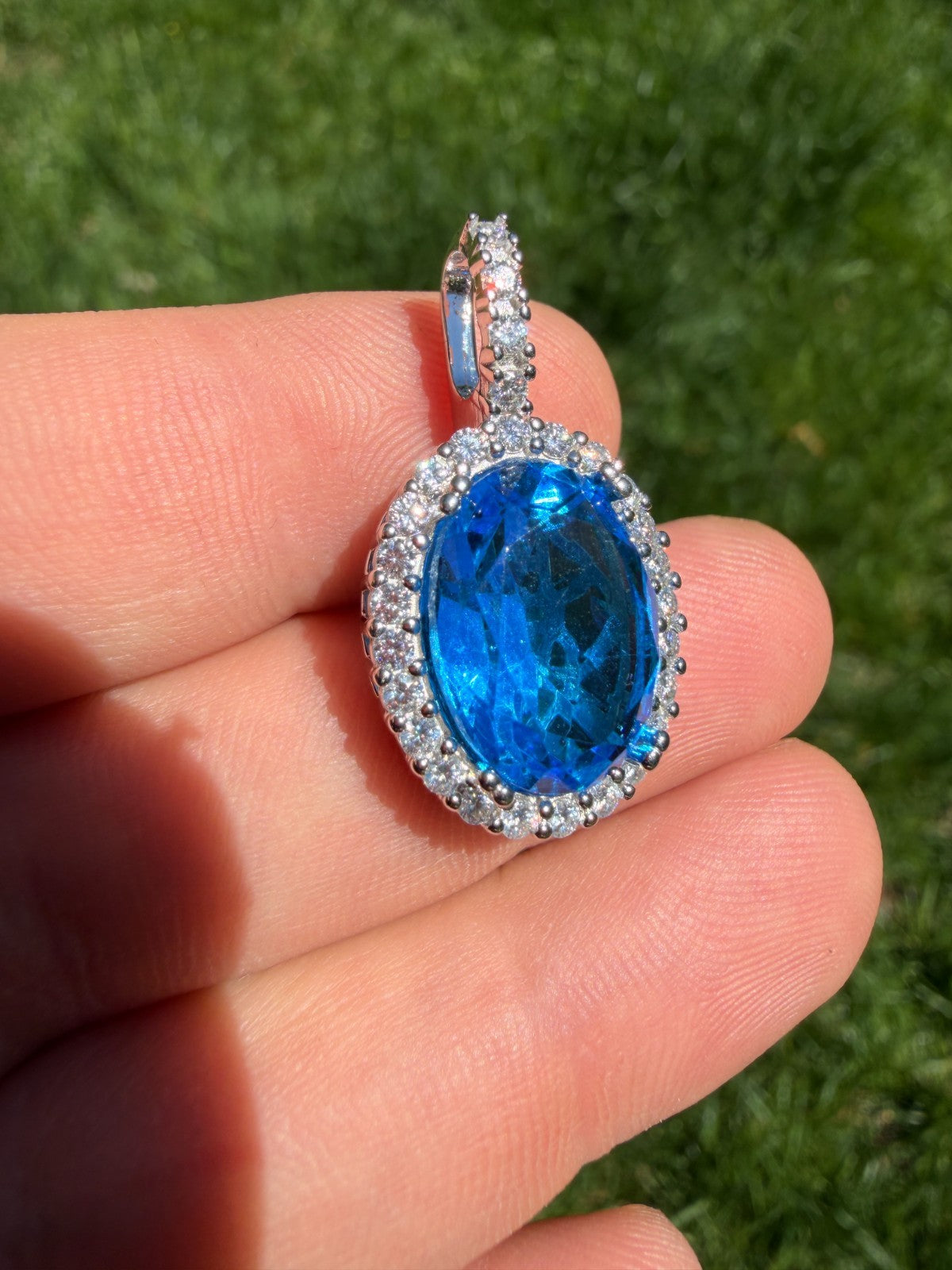 MOISSANITE Royalty Ocean Freeze Pendant - 925 Silver - Oval Lab Aquamarine Stone