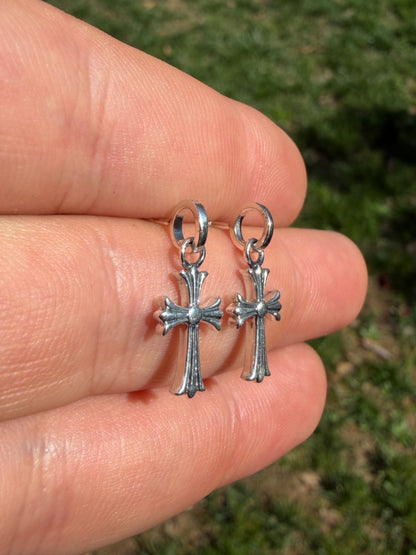 Hearts Of Chrome Studs W. Dangle Cross Earrings - 925 Silver Oxidized