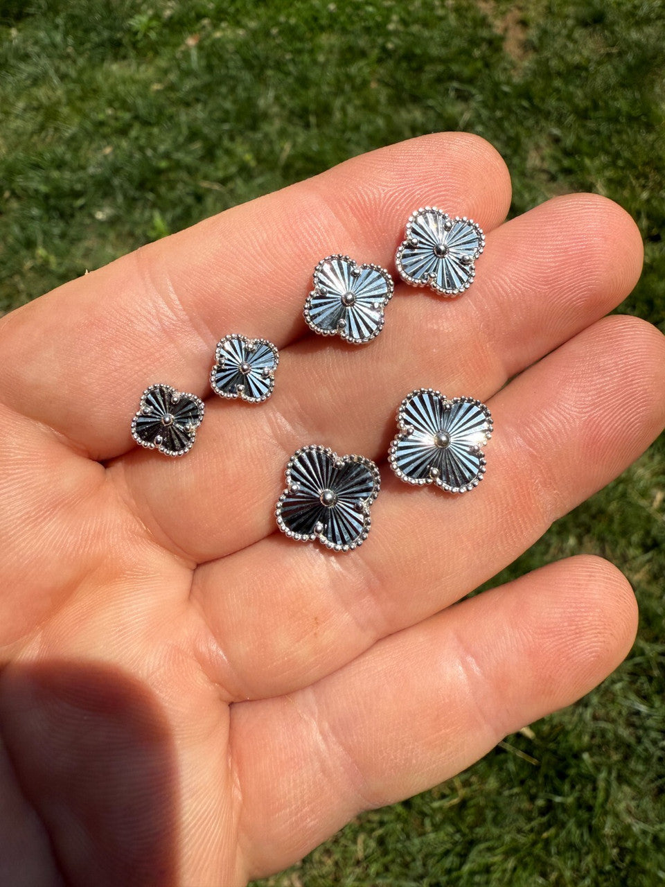 Diamond Cut Clover Earrings - 925 Silver - 8mm-12mm