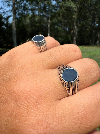 Navajo Tribe Ring - 925 Silver Oxidized - Genuine Black Onyx Stone