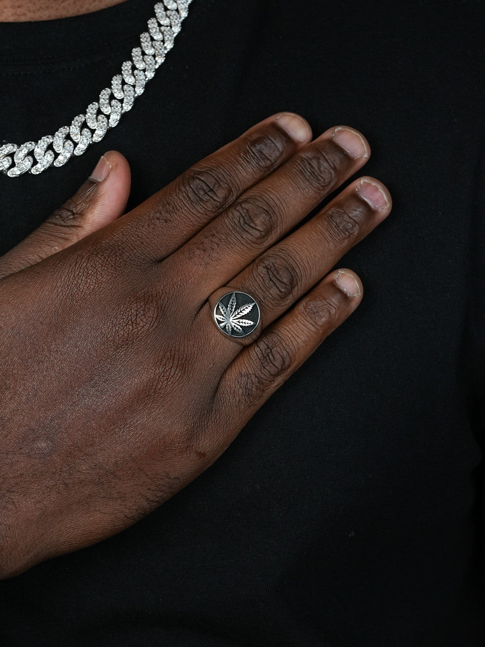 Marijuana Leaf Ring - 925 Silver Oxidized - Plain