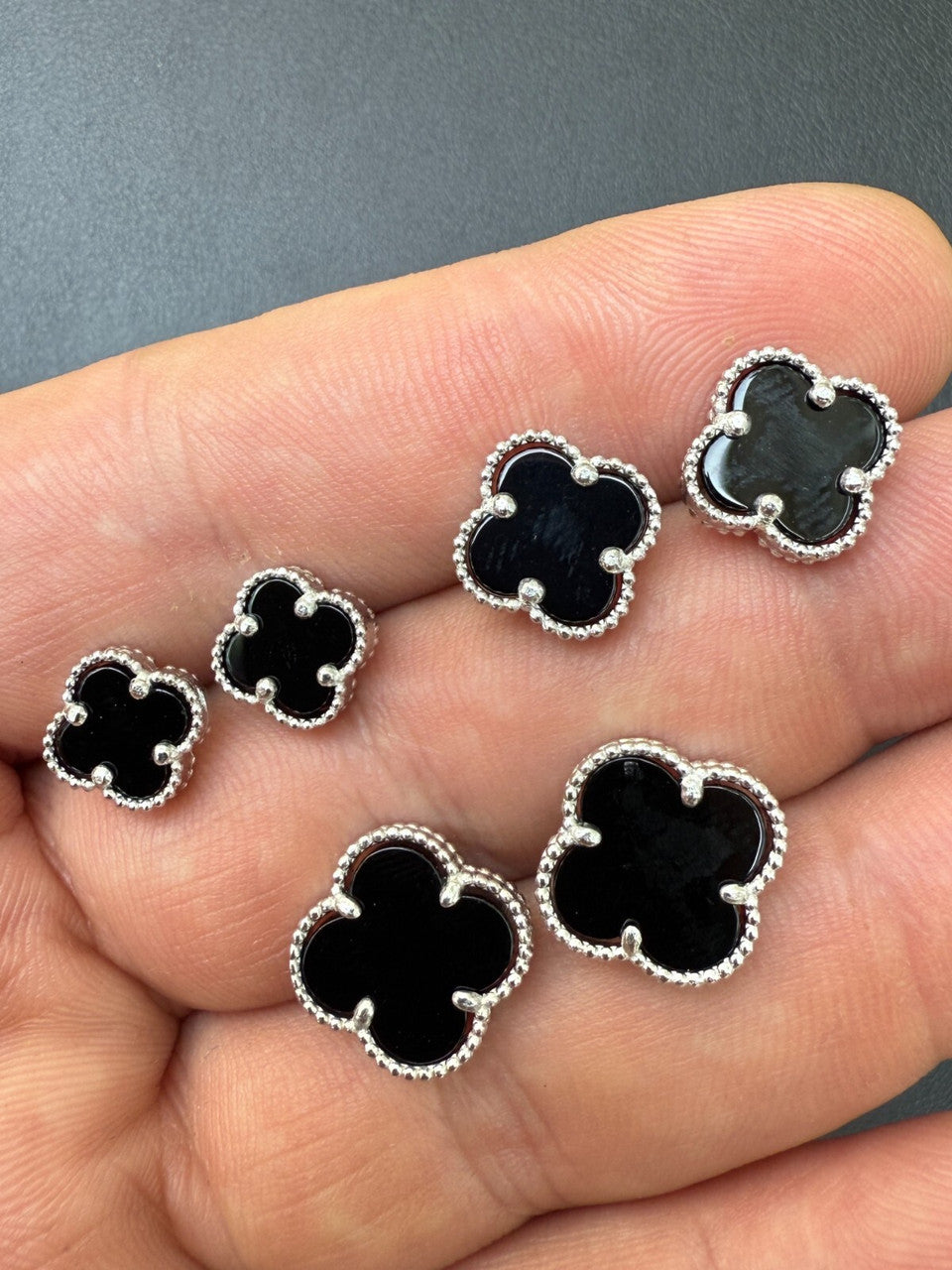 Black Onyx Clover Earrings - 925 Silver - 8mm-12mm – Harlembling