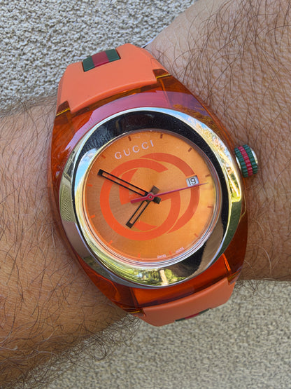 GUCCI XXL Sync SYNC Swiss Quartz Orange Rubber Watch 46 MM YA137108