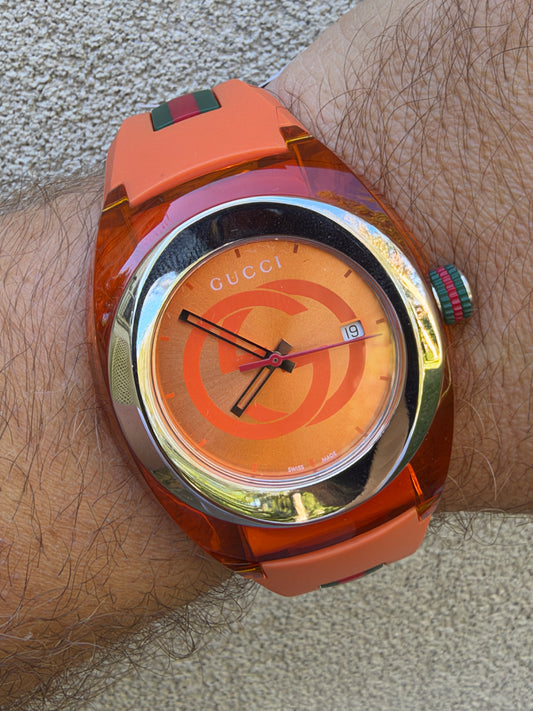 GUCCI XXL Sync SYNC Swiss Quartz Orange Rubber Watch 46 MM YA137108