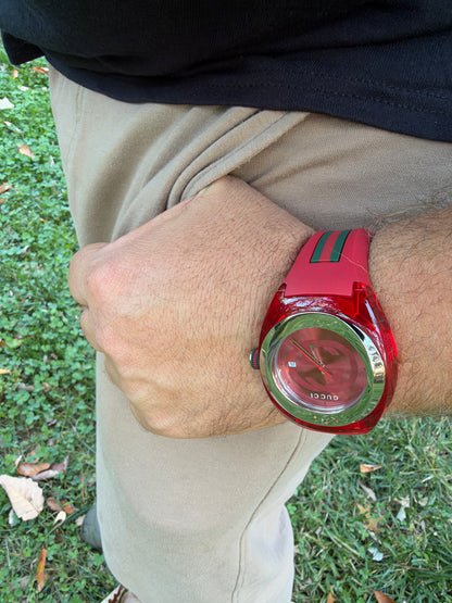 Red GUCCI XXL Sync SYNC Swiss Made Watch 46mm YA137103