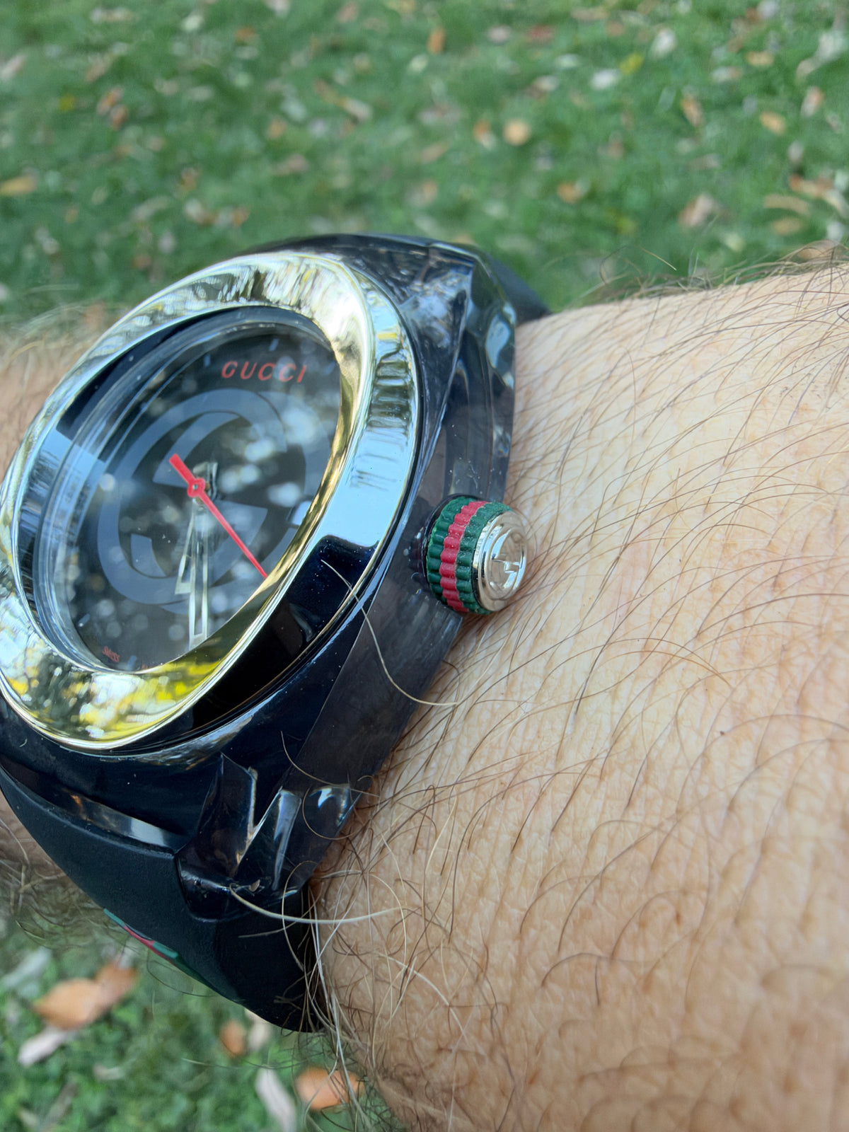 Black GUCCI XXL Sync SYNC Swiss Made Watch 46mm YA137101
