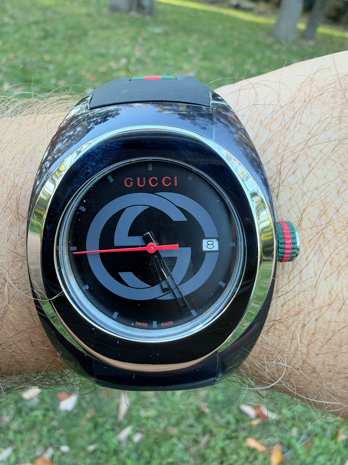 Black GUCCI XXL Sync SYNC Swiss Made Watch 46mm YA137101