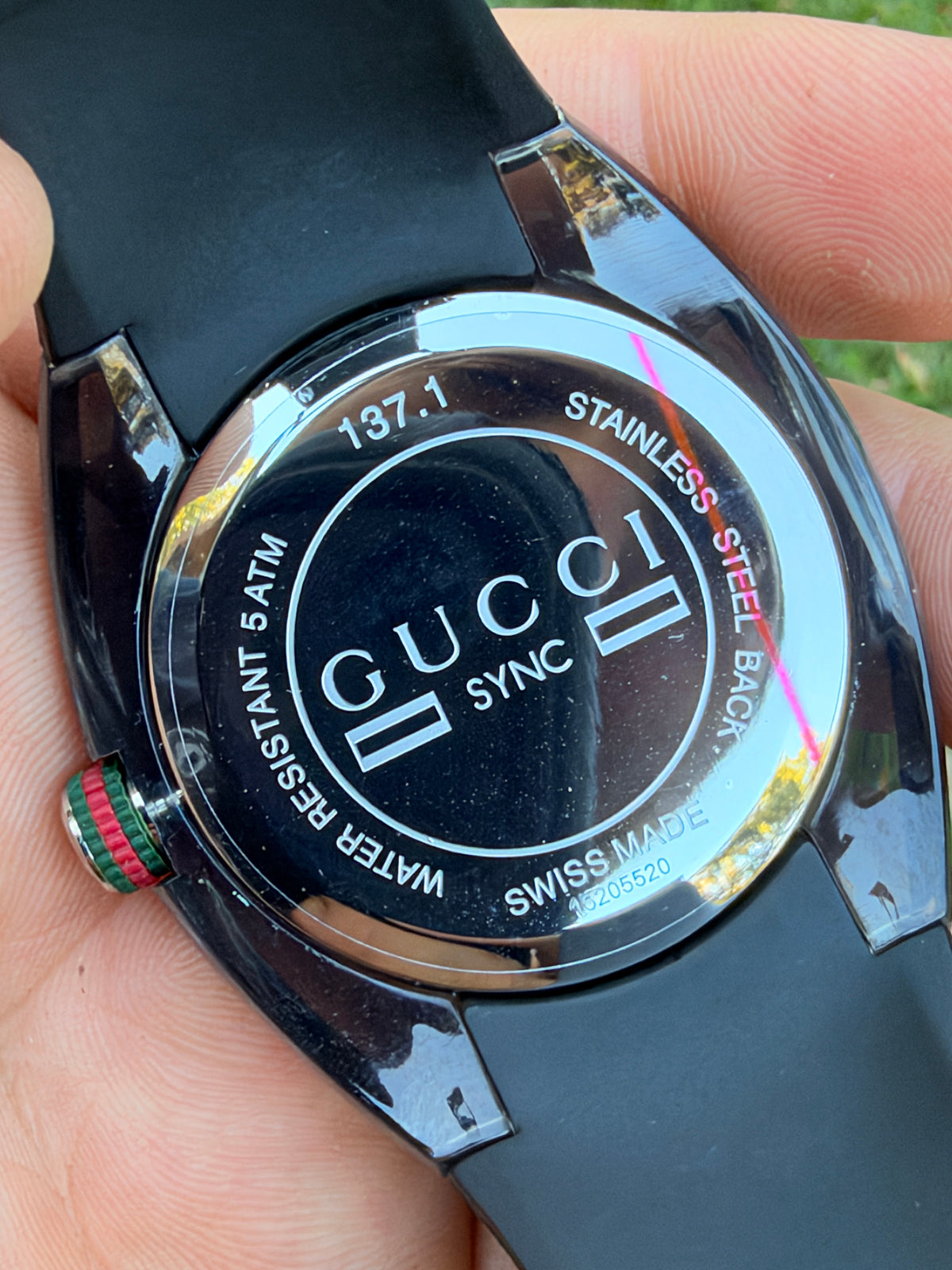 Black GUCCI XXL Sync SYNC Swiss Made Watch 46mm YA137101
