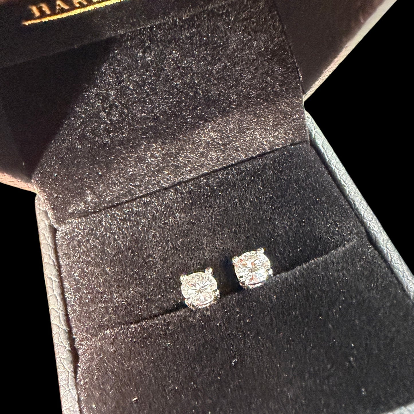 Moissanite 1ct TW 5mm Screwback Stud Earrings!