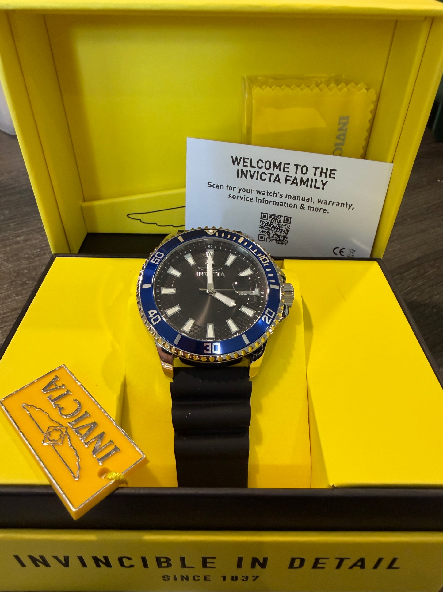Invicta Pro Diver 46130 45mm Blue Bezel - Japan Movement Silicone Strap