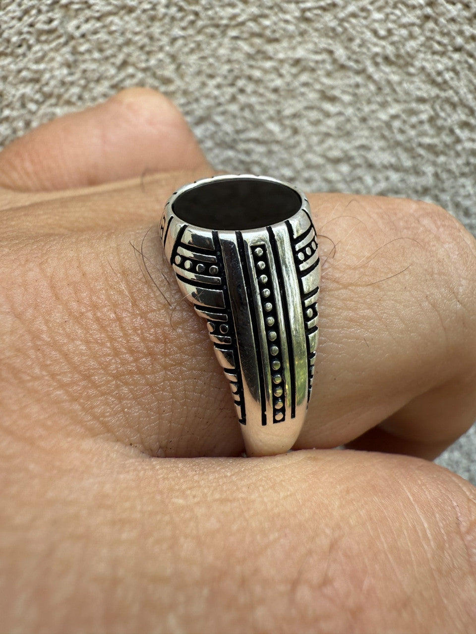 Navajo Tribe Ring - 925 Silver Oxidized - Genuine Black Onyx Stone