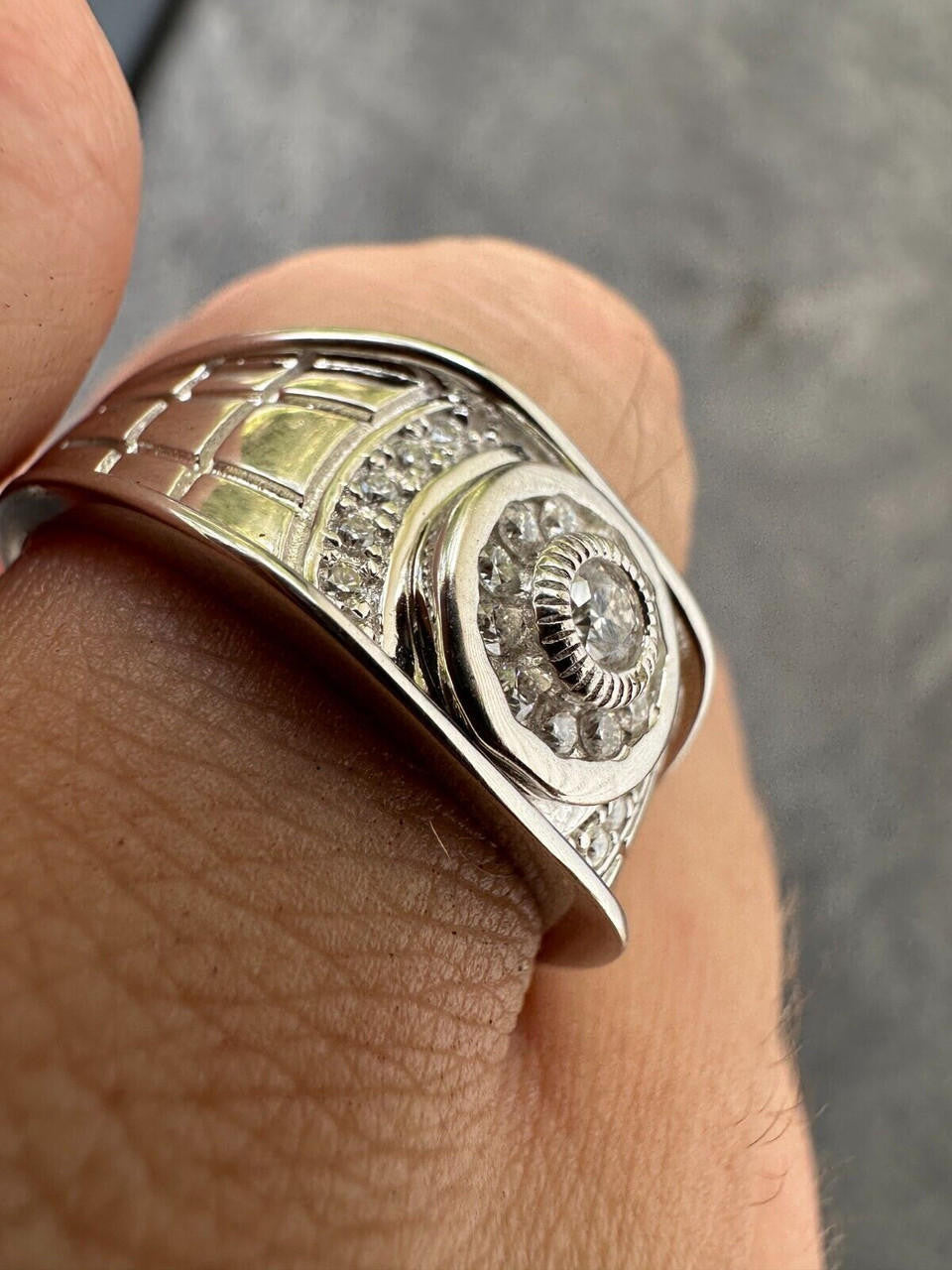 HarlemBling 0.5ct Moissanite Men's Real Solid 925 Silver Ring Passes Tester Iced Sizes 6-13