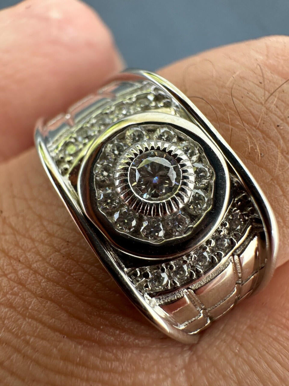 HarlemBling 0.5ct Moissanite Men's Real Solid 925 Silver Ring Passes Tester Iced Sizes 6-13