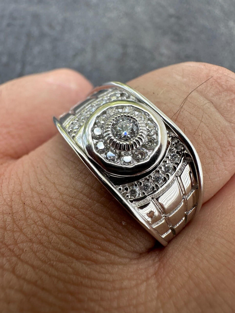 HarlemBling 0.5ct Moissanite Men's Real Solid 925 Silver Ring Passes Tester Iced Sizes 6-13