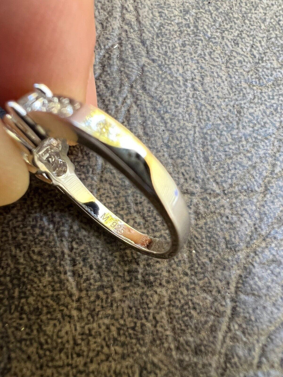 HarlemBling 1.7ct Real Moissanite Promise Engagement Ring 925 Silver Three Stone VVS D Color