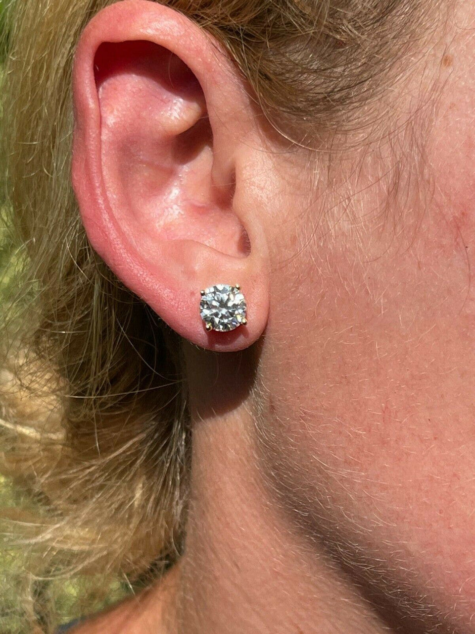 HarlemBling 4ct TW Moissanite Screw Back Solitaire Stud Earrings - GRA Certified D VVS1 8mm