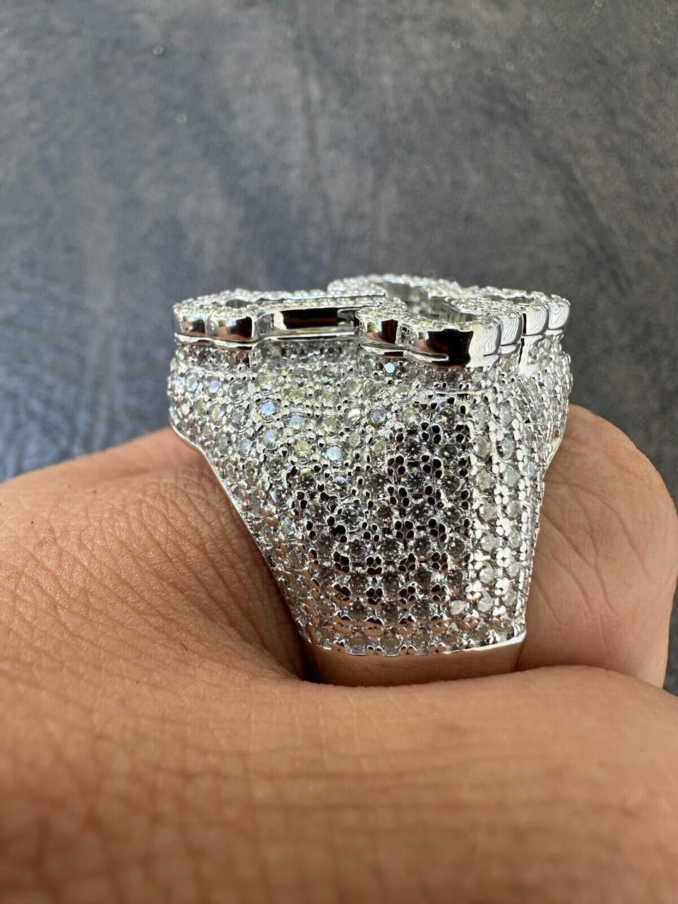 KINGSTON 12　ジャマイカ リング MOISSANITE Gothic Tupac Cross Ring - Ring with Cross for Men