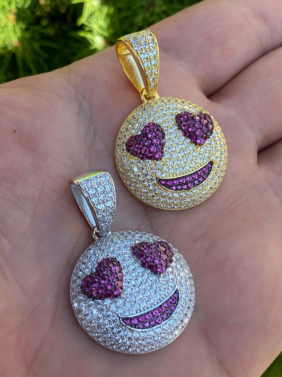 HarlemBling 925 Silver Hip Hop Smiling Face Heart Eyes Emoji Love Necklace Iced Smiley